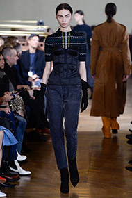 Tina VESHAGURI for Olivier Theyskens PARIS FW 2017