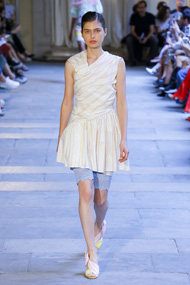 NASTA ZAKHAROVA FOR Vivetta S/S 19 MILAN